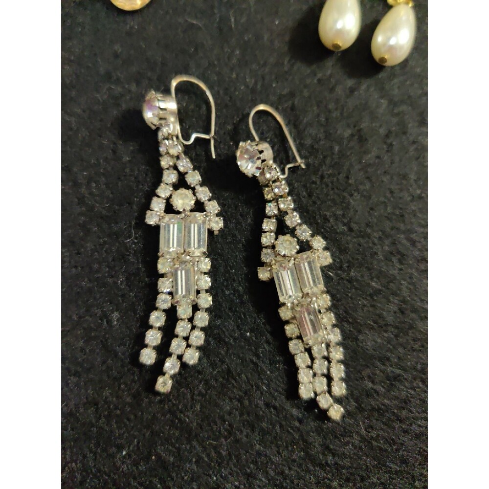 Rhinestone Dangle Earrings